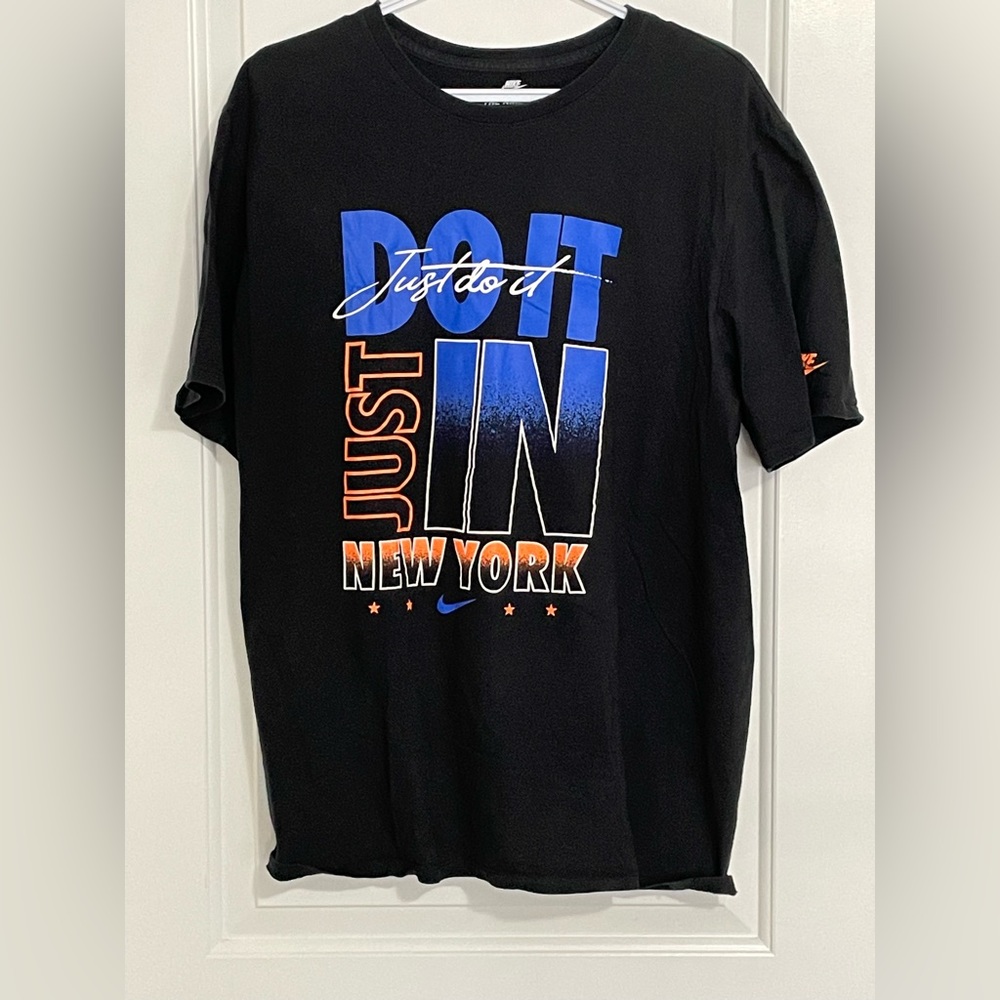 RARE! NIKE T-shirt size XL